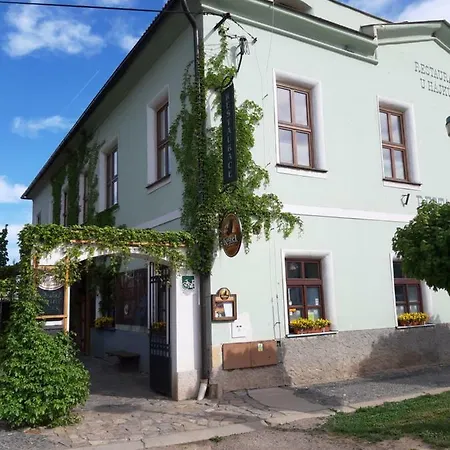 A Restaurace U Hájků Estalagem Nove Dvory (Central Bohemian)