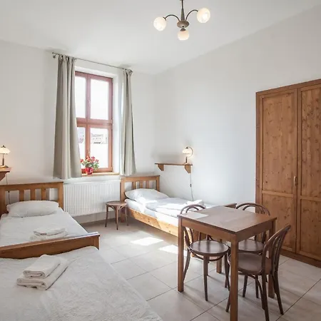 Inn A Restaurace U Hajku