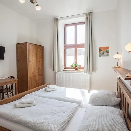 Inn A Restaurace U Hájků