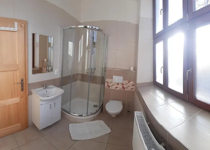 A Restaurace U Hájků Inn *